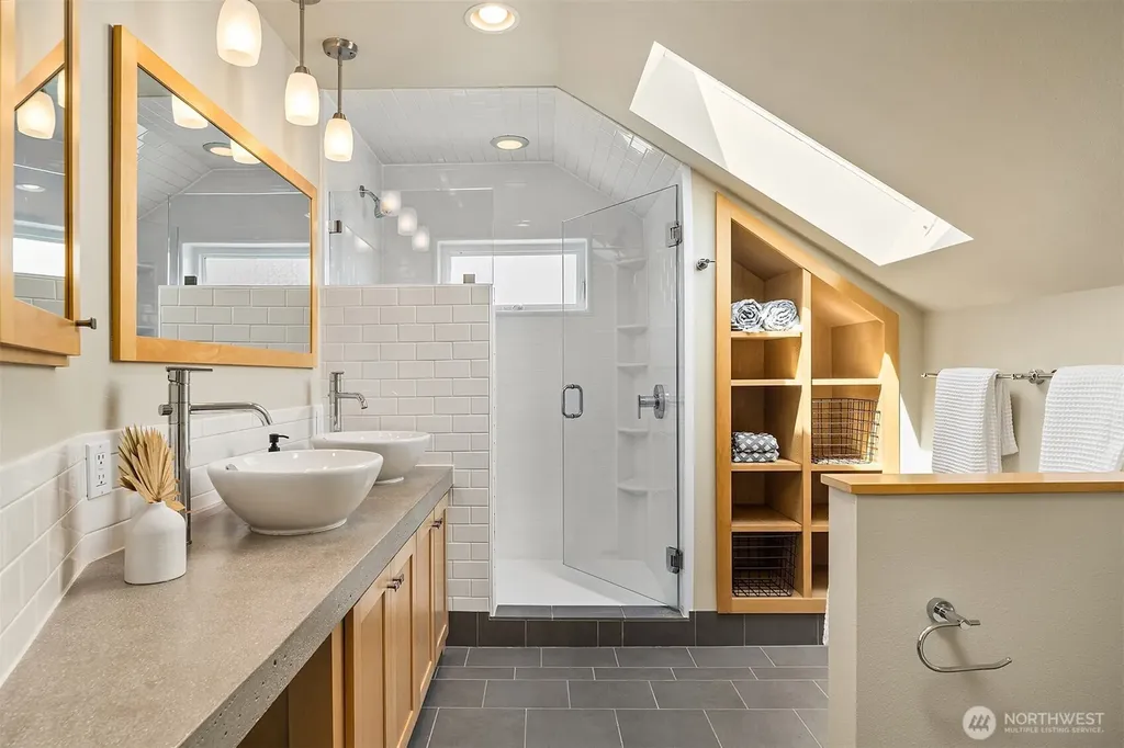 7737 27th Avenue NW Seattle WA 98117