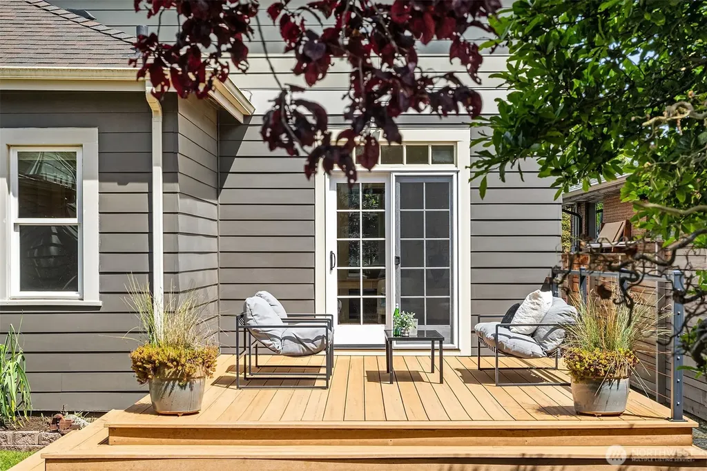 7737 27th Avenue NW Seattle WA 98117