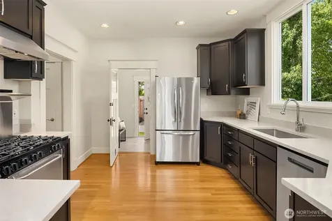 7737 27th Avenue NW Seattle WA 98117