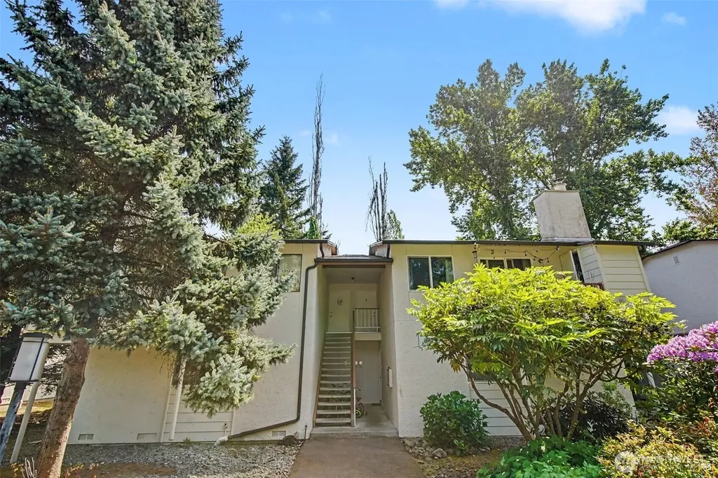 14148 74th Place NE Kirkland WA 98034