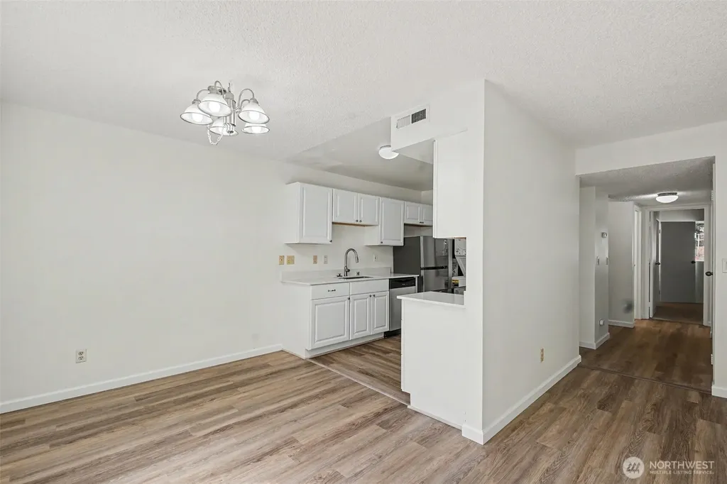 14148 74th Place NE Kirkland WA 98034