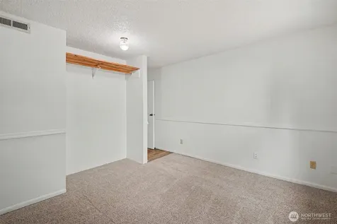 14148 74th Place NE Kirkland WA 98034
