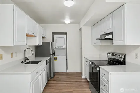 14148 74th Place NE Kirkland WA 98034