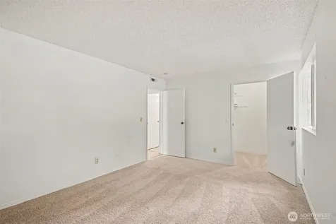 14148 74th Place NE Kirkland WA 98034