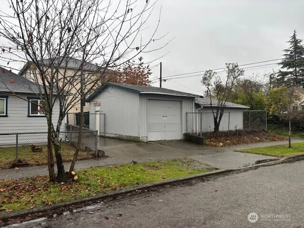 1922 15th Avenue S Seattle WA 98144