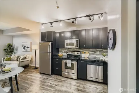 103 Bellevue Avenue E Seattle WA 98102
