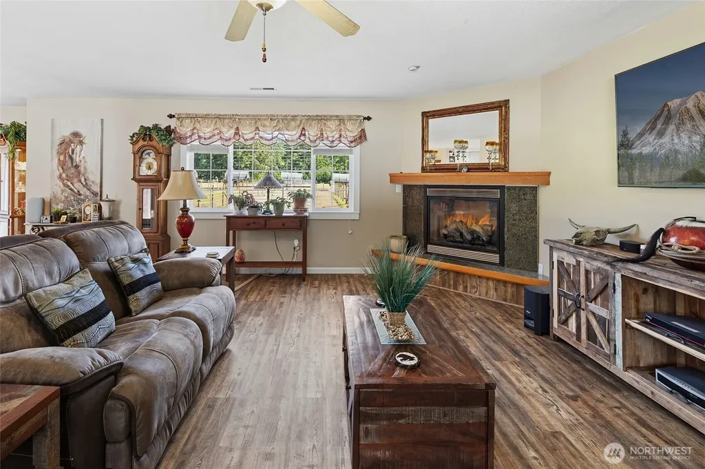 418 NW Hayes Road Woodland WA 98674