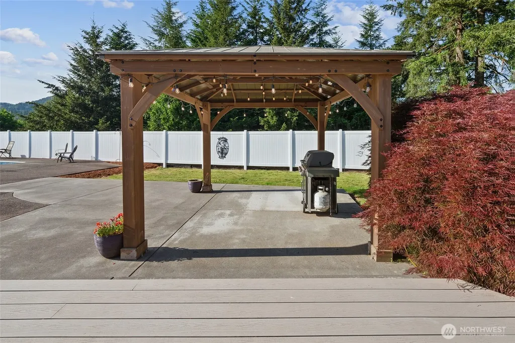 418 NW Hayes Road Woodland WA 98674