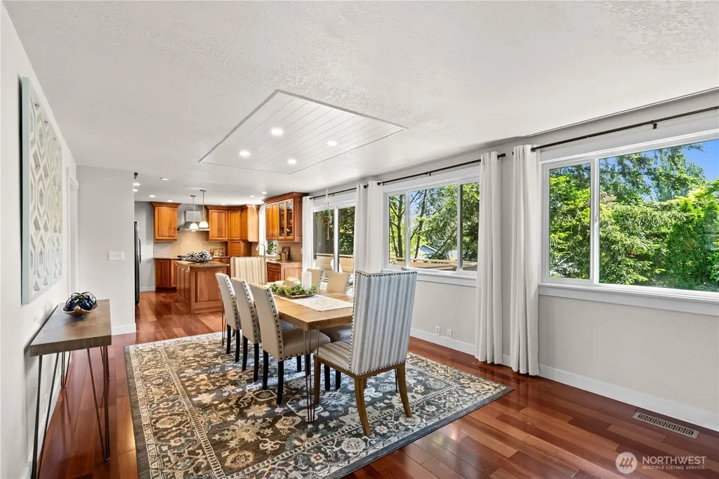 19218 91st Avenue NE Bothell WA 98011