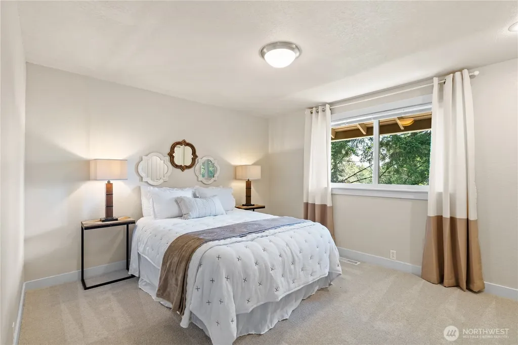 19218 91st Avenue NE Bothell WA 98011