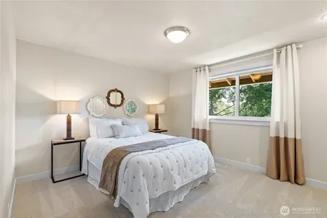 19218 91st Avenue NE Bothell WA 98011