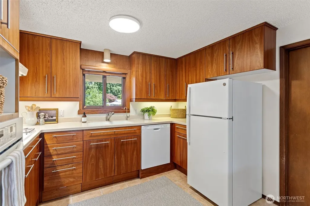 8308 99th Street Ct SW Lakewood WA 98498