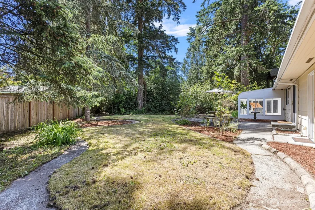 8308 99th Street Ct SW Lakewood WA 98498