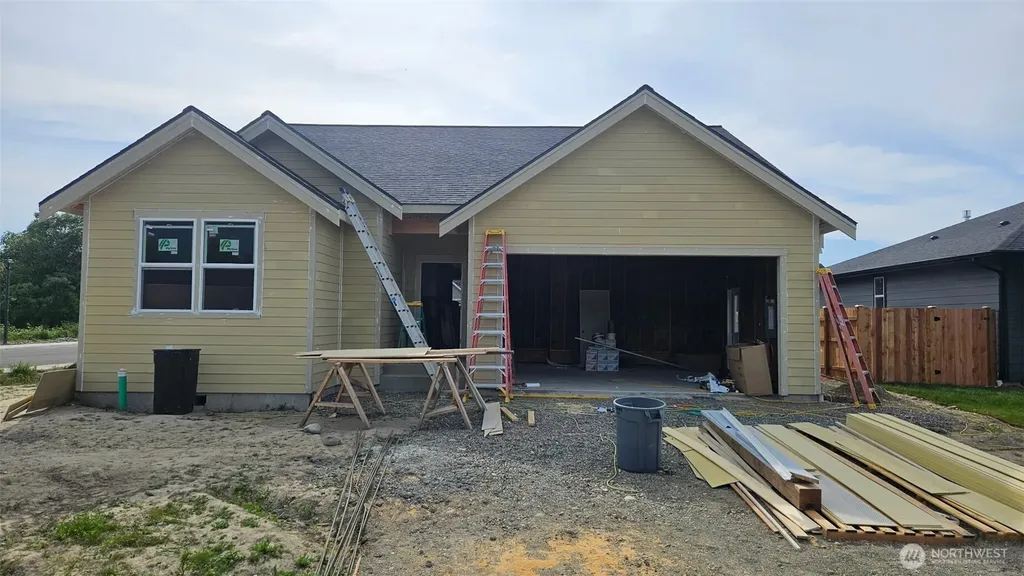 701 E 6th Street Nooksack WA 98276