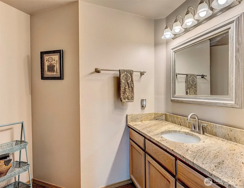 17317 SE 238 Street Kent WA 98042