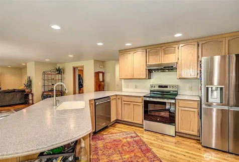17317 SE 238 Street Kent WA 98042
