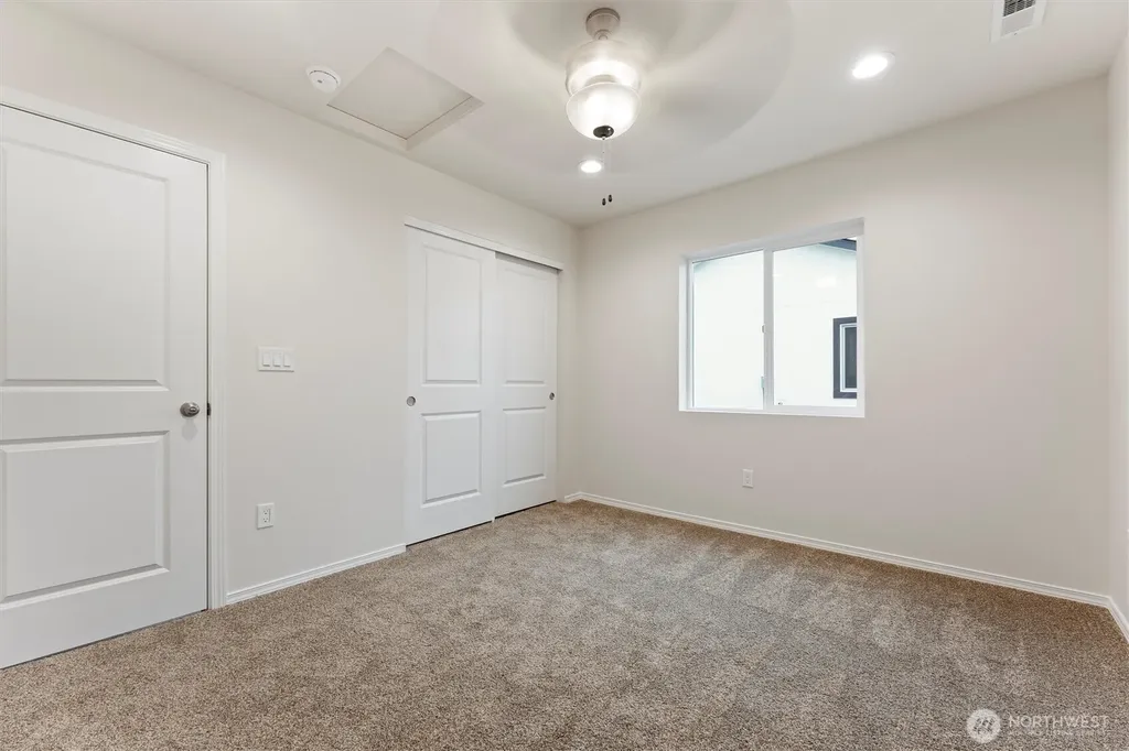 924 La Vista Drive Warden WA 98857