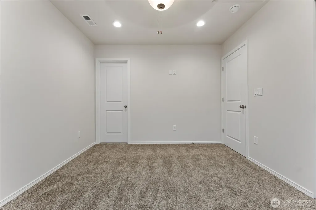 924 La Vista Drive Warden WA 98857