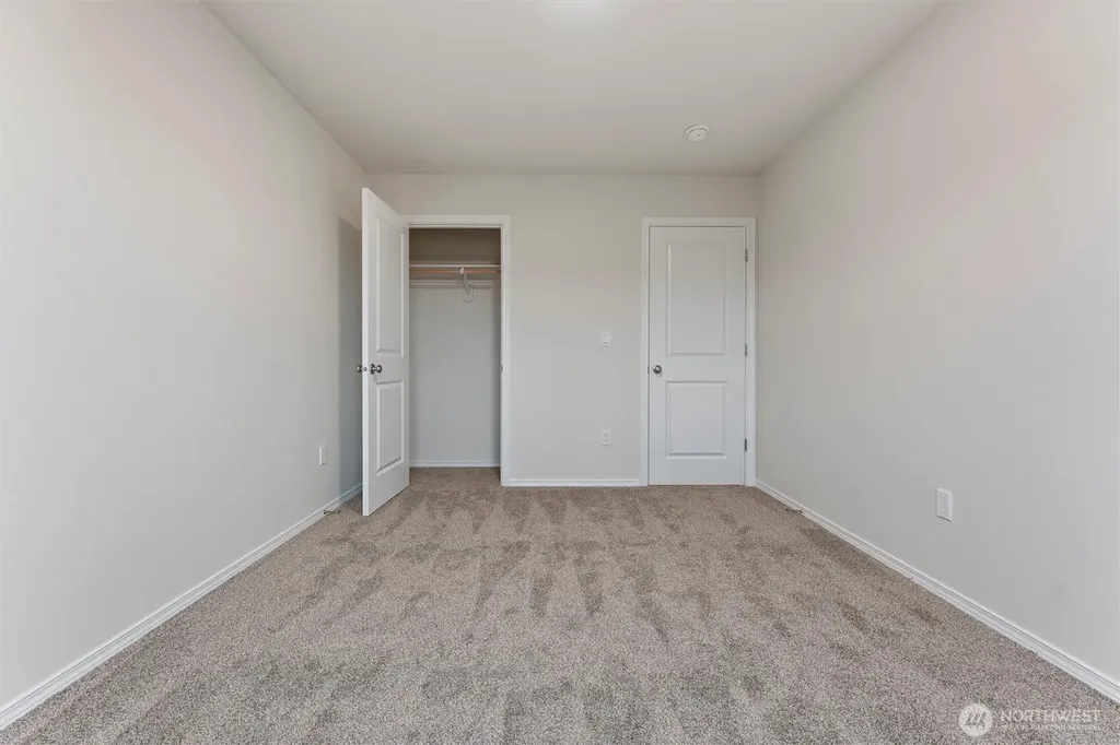 924 La Vista Drive Warden WA 98857