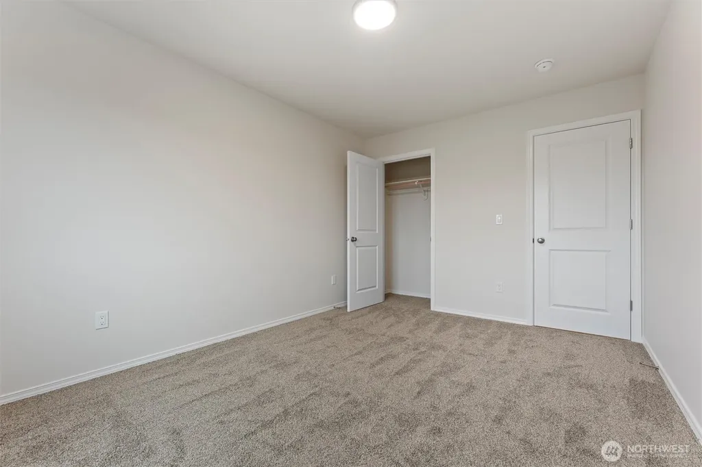 924 La Vista Drive Warden WA 98857
