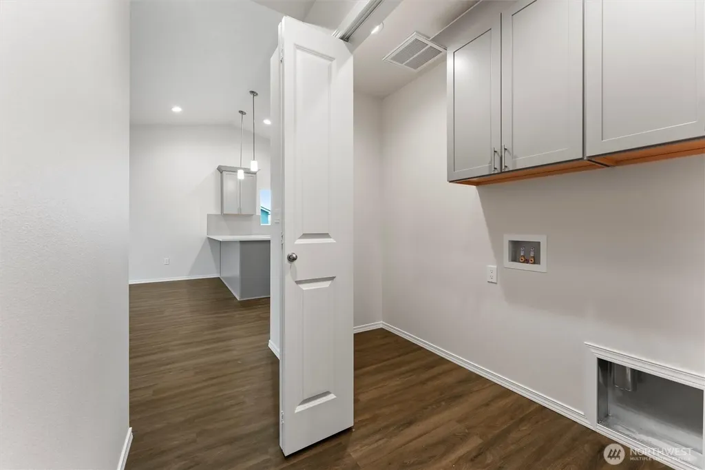 924 La Vista Drive Warden WA 98857