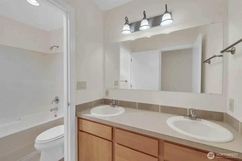 11616 296th Avenue NE Carnation WA 98014
