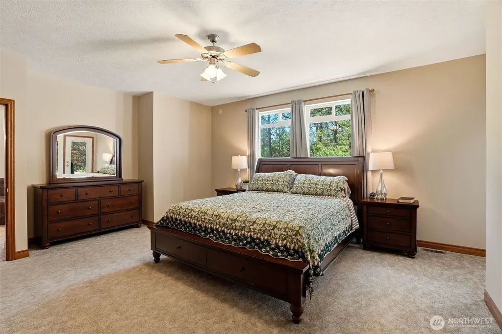 9524 E Northrim Lane Spokane WA 99217