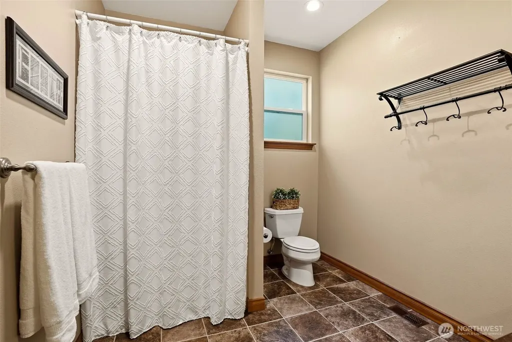9524 E Northrim Lane Spokane WA 99217