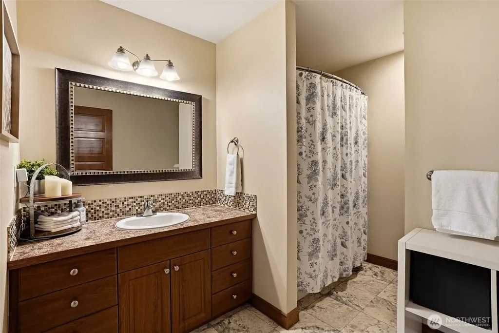 9524 E Northrim Lane Spokane WA 99217