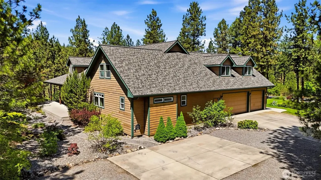 9524 E Northrim Lane Spokane WA 99217