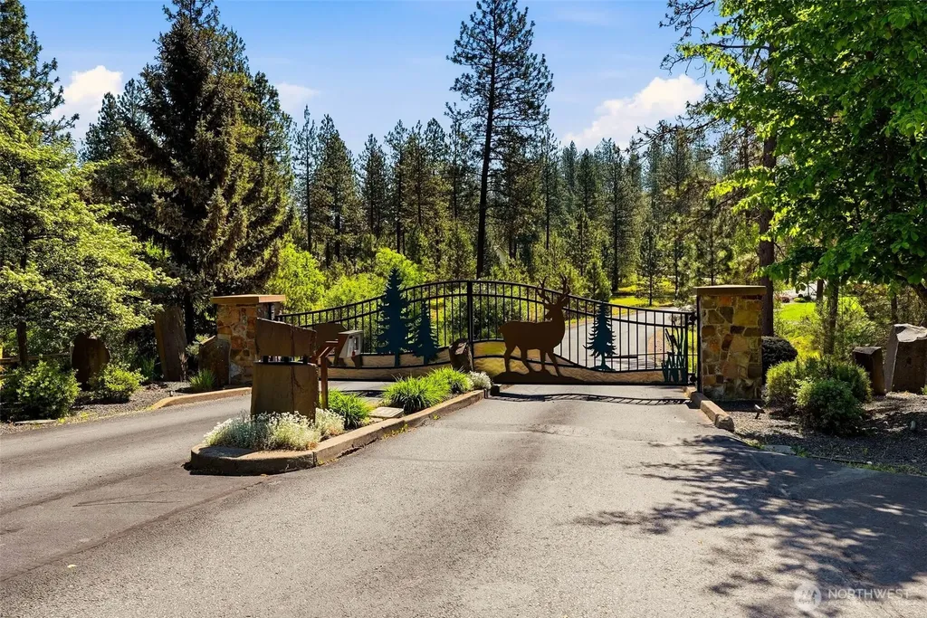9524 E Northrim Lane Spokane WA 99217