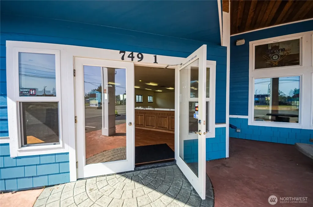 749 Point Brown Avenue NW Ocean Shores WA 98569