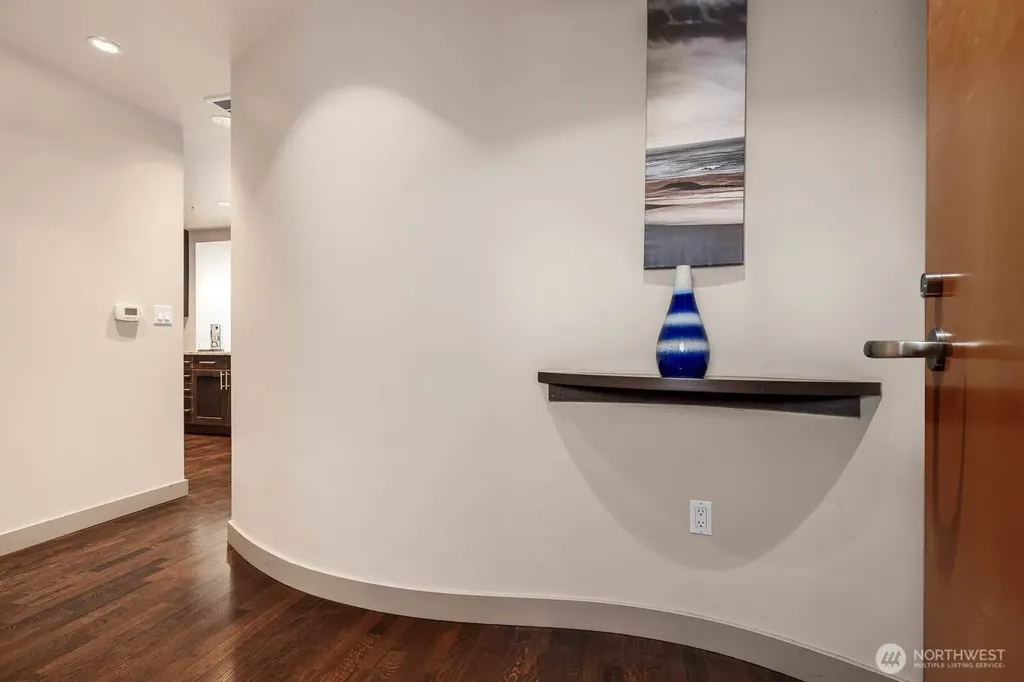 10610 NE 9th Place Bellevue WA 98004