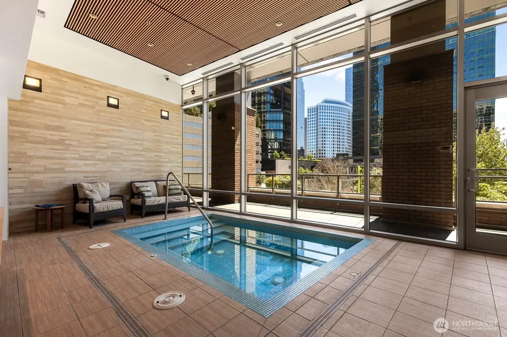 10610 NE 9th Place Bellevue WA 98004