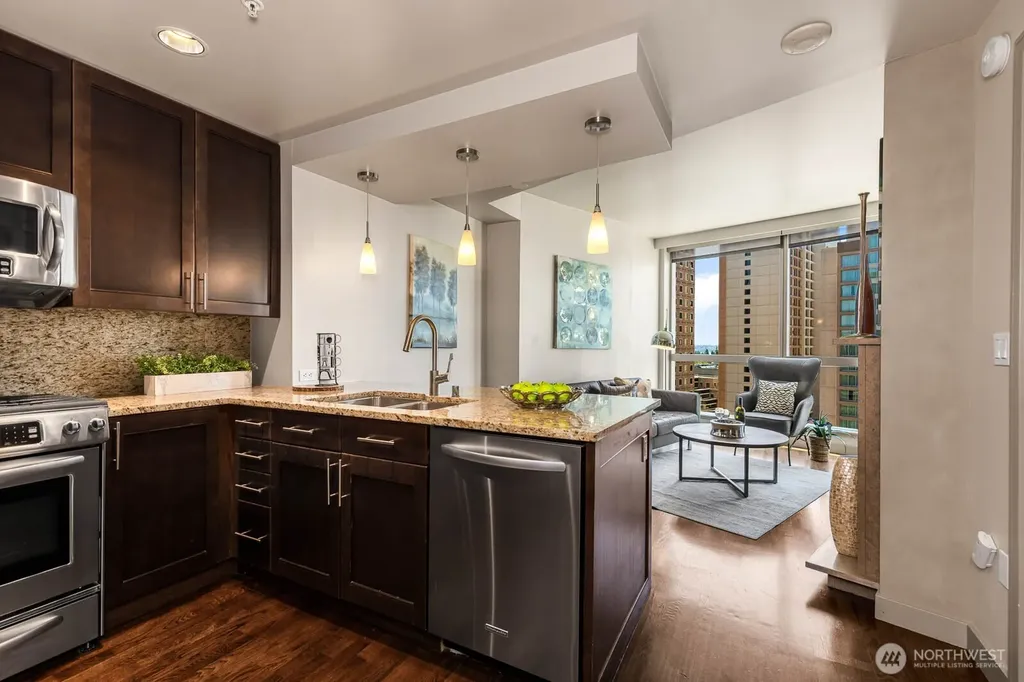 10610 NE 9th Place Bellevue WA 98004