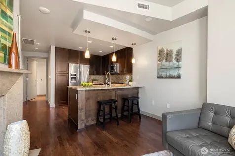10610 NE 9th Place Bellevue WA 98004