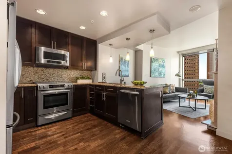 10610 NE 9th Place Bellevue WA 98004