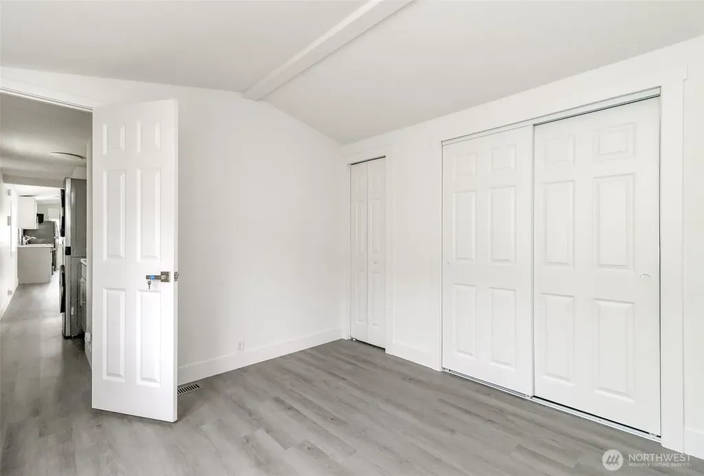 210 37th St SE Auburn WA 98002