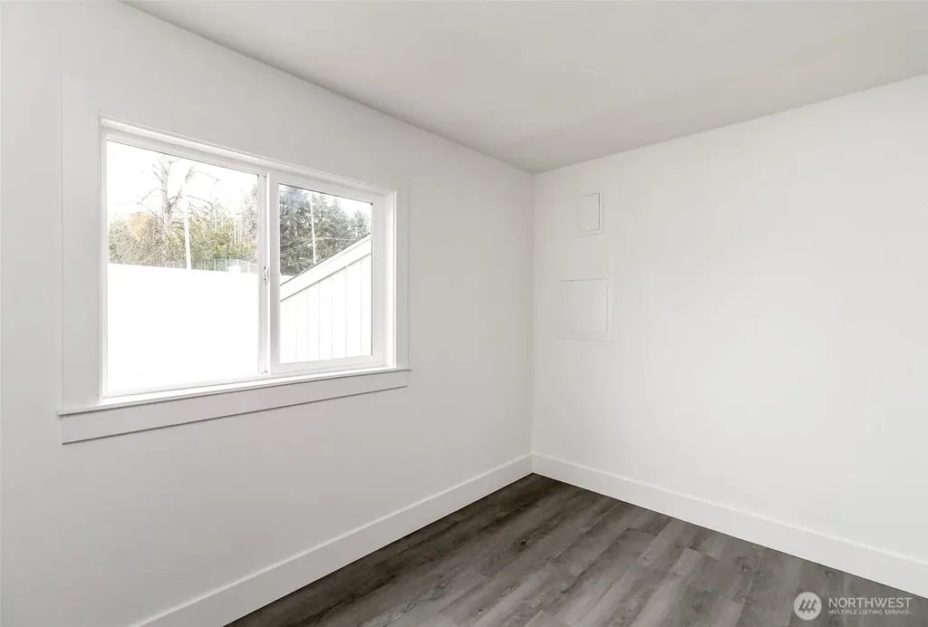210 37th St SE Auburn WA 98002