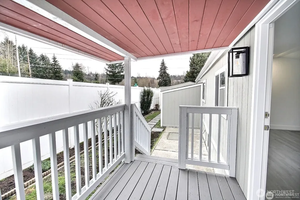 210 37th St SE Auburn WA 98002