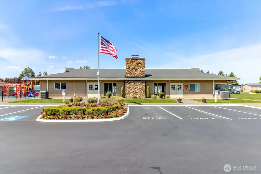 210 37th St SE Auburn WA 98002