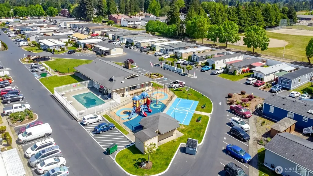 210 37th St SE Auburn WA 98002