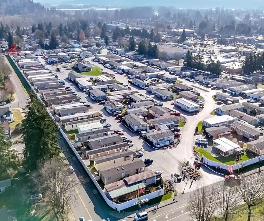210 37th St SE Auburn WA 98002