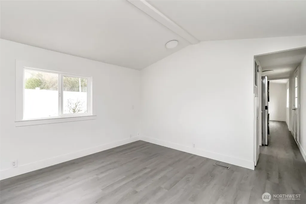 210 37th St SE Auburn WA 98002