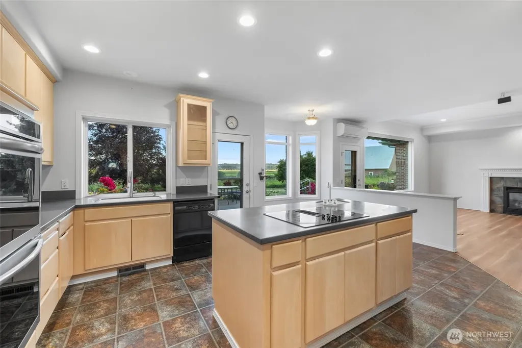2322 Pioneer Highway Stanwood WA 98292
