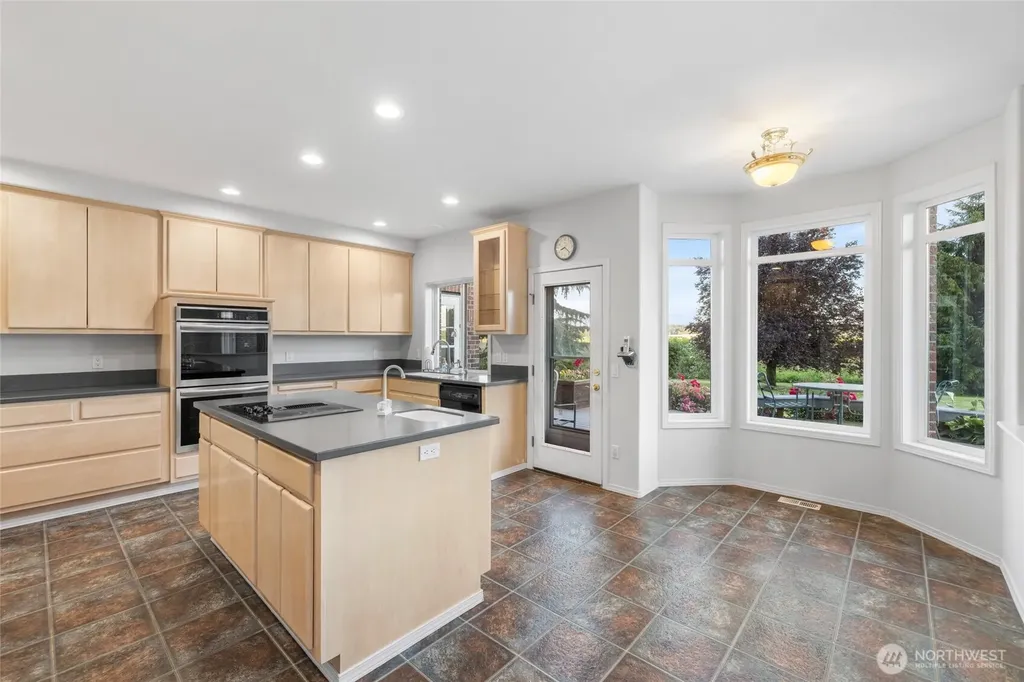 2322 Pioneer Highway Stanwood WA 98292