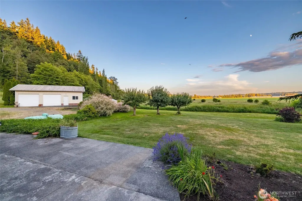 2322 Pioneer Highway Stanwood WA 98292