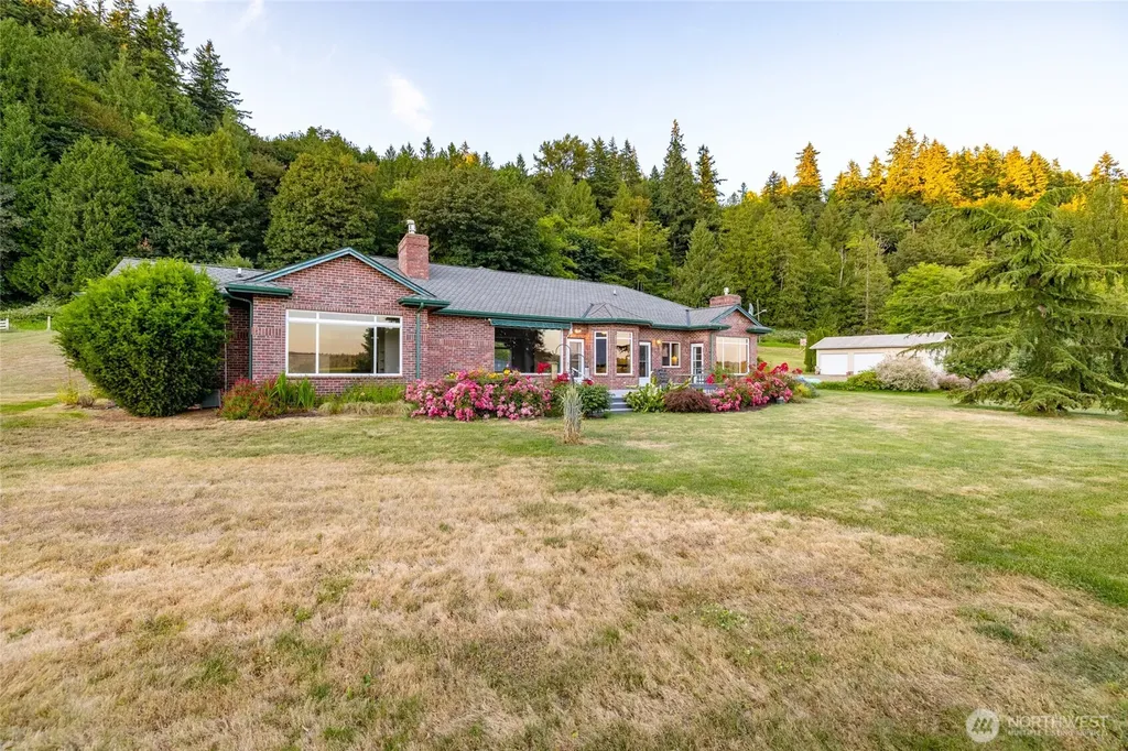 2322 Pioneer Highway Stanwood WA 98292