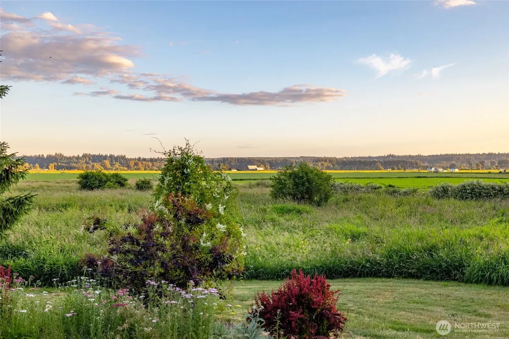 2322 Pioneer Highway Stanwood WA 98292