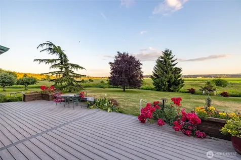 2322 Pioneer Highway Stanwood WA 98292